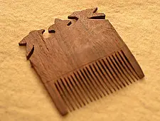 Wooden comb ~Traditional Design